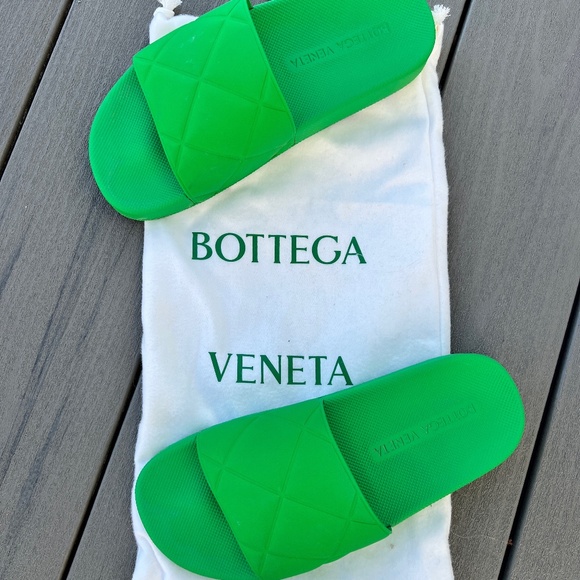 Bottega Veneta Embossed Rubber Pool Slides - Picture 1 of 3